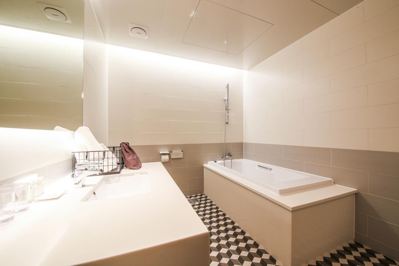 Hotel Londoner Hwamyeong Μπουσάν Εξωτερικό φωτογραφία