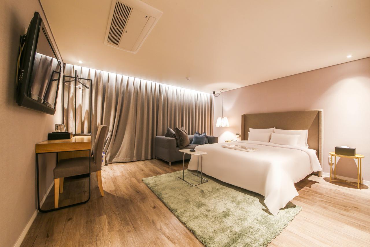 Hotel Londoner Hwamyeong Μπουσάν Εξωτερικό φωτογραφία