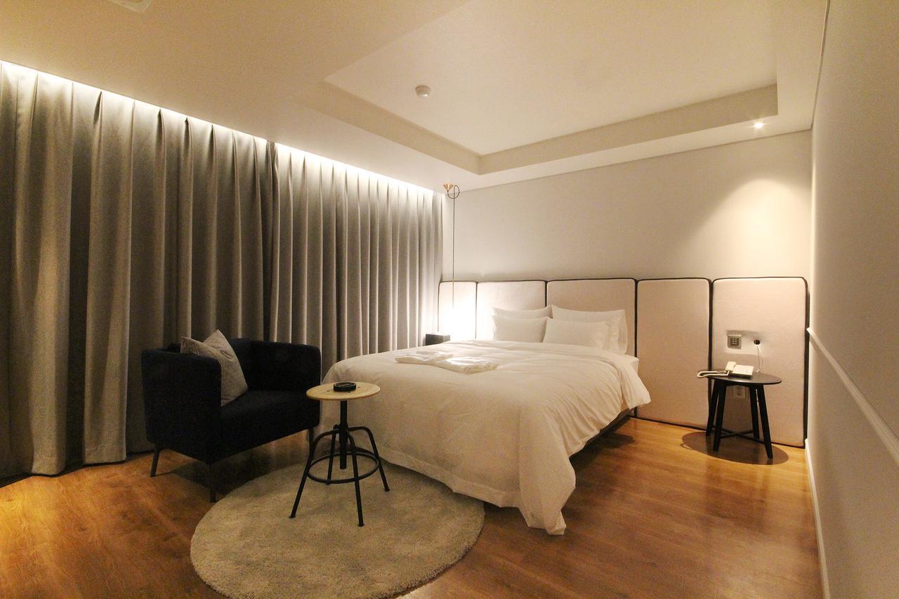 Hotel Londoner Hwamyeong Μπουσάν Εξωτερικό φωτογραφία